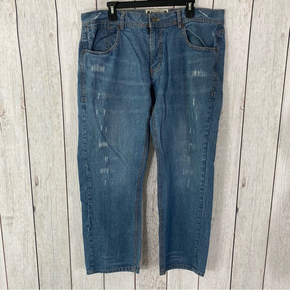 Revolve Jeans Mens Light Wash Distressed Straight Leg Size 40x30.